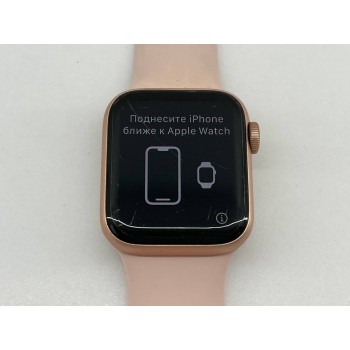 Apple Watch Series SE 40 мм (MYDN2GK/A)